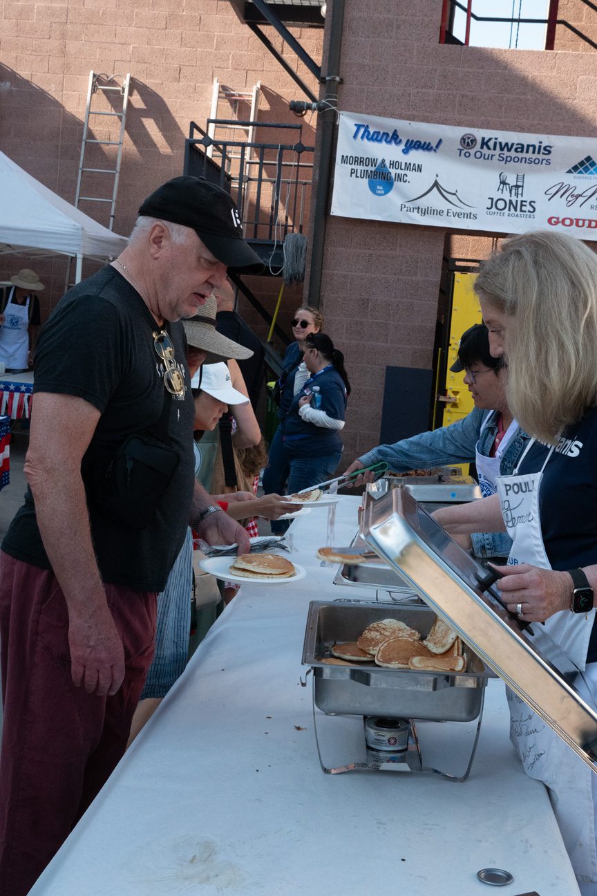 PHOTO: Esteban Lopez | The South Pasadenan News | 4th of July Pancake Breakfast produced by the South Pasadena Kiwanis Club, hosted at the Fire Station by the SPFD.