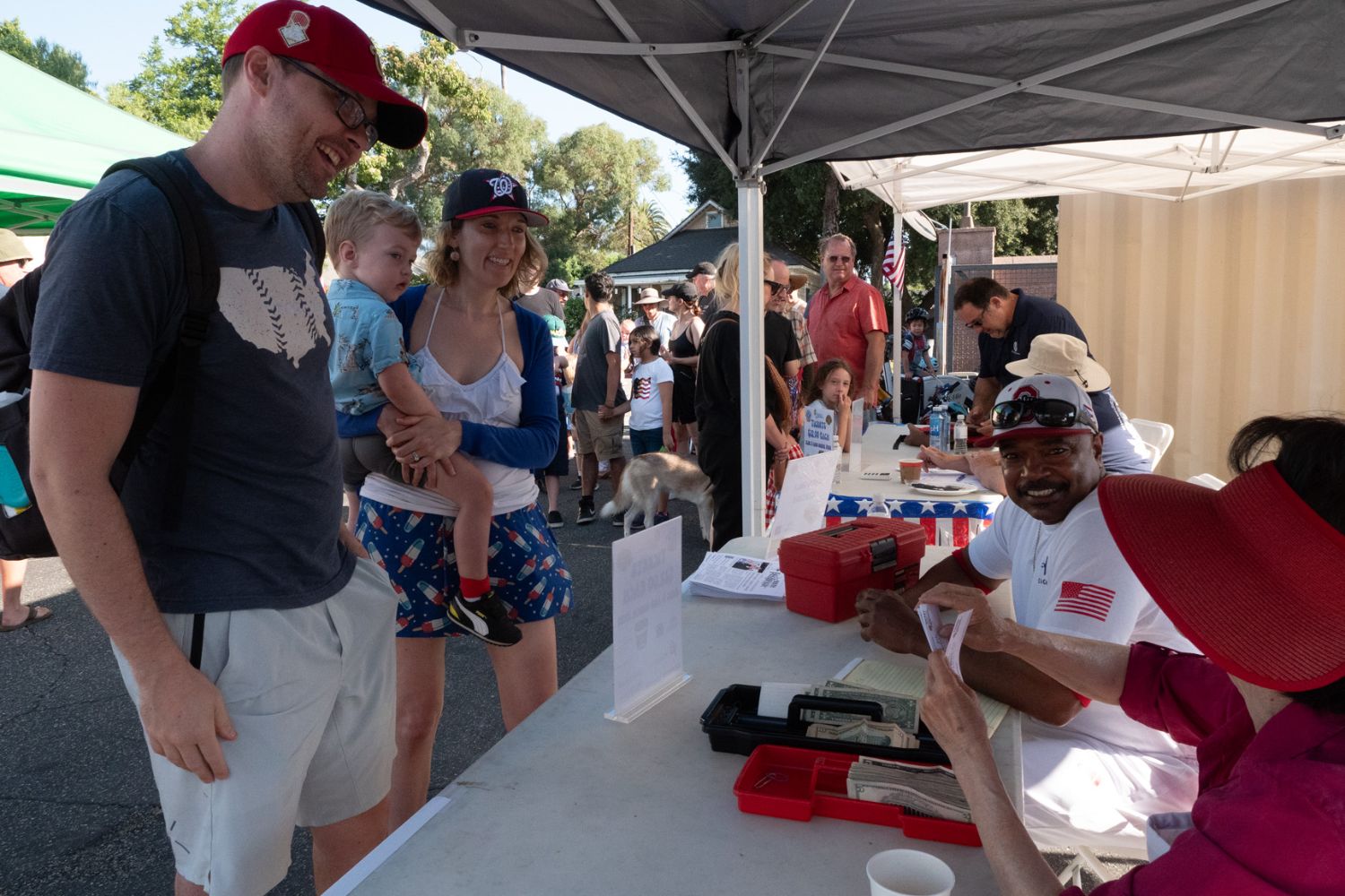 PHOTO: Esteban Lopez | The South Pasadenan News | 4th of July Pancake Breakfast produced by the South Pasadena Kiwanis Club, hosted at the Fire Station by the SPFD.