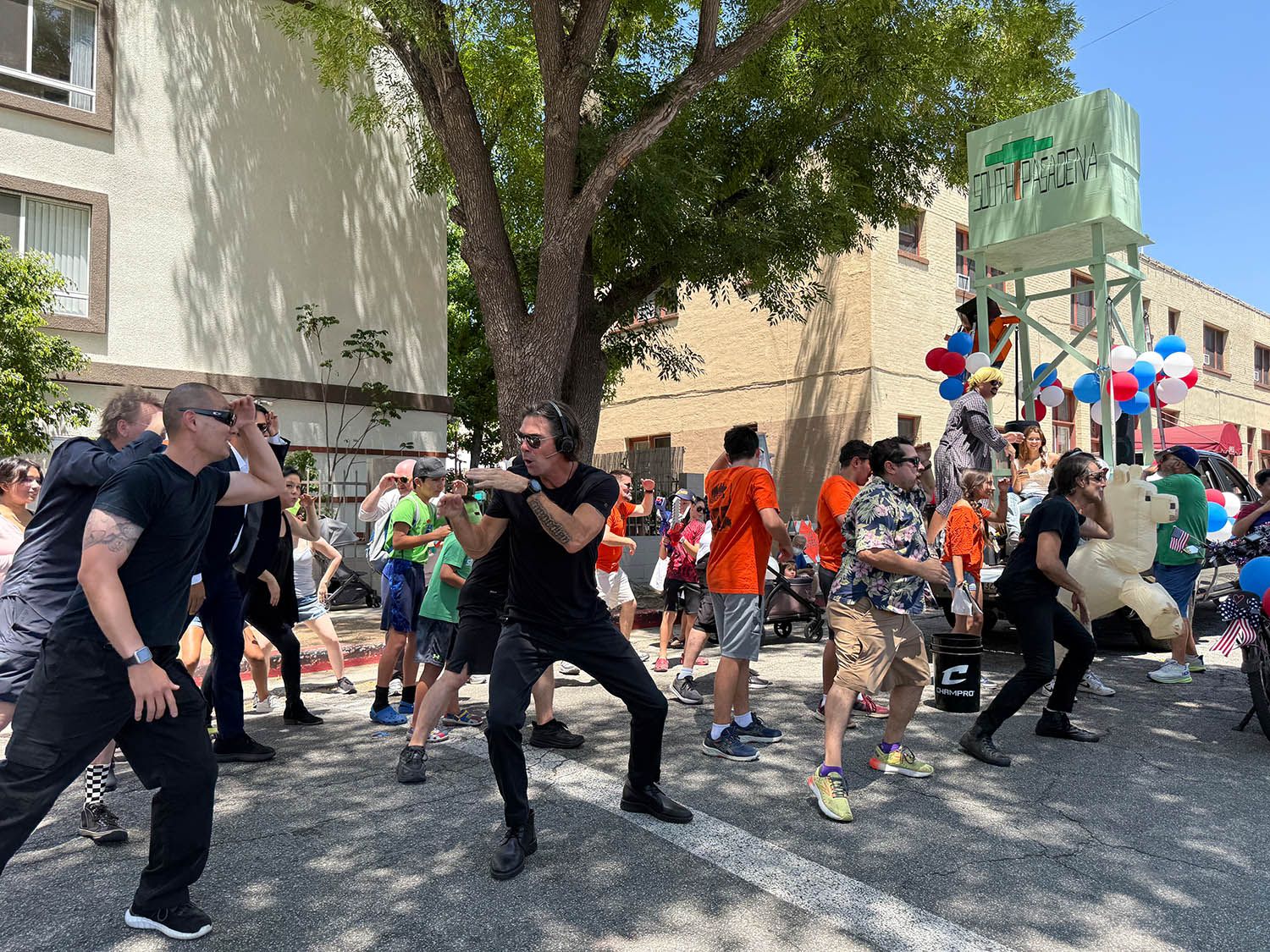 PHOTO: Esteban Lopez | South Pasadenan News | 4th of July Parade 2025'Festival of Balloons' “Unity in Community: One Nation, One Neighborhood”