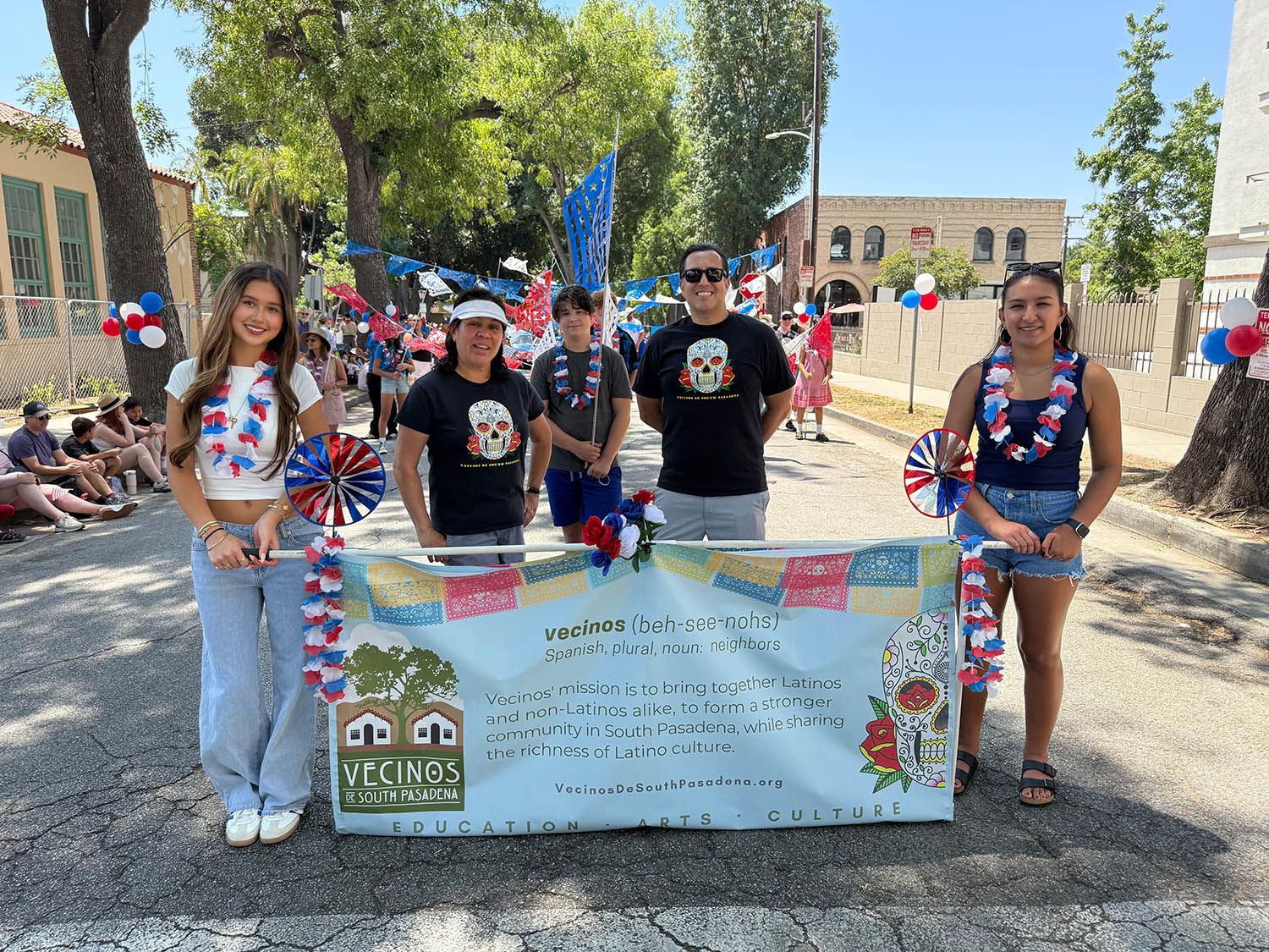 PHOTO: Esteban Lopez | South Pasadenan News | 4th of July Parade 2025'Festival of Balloons' “Unity in Community: One Nation, One Neighborhood”