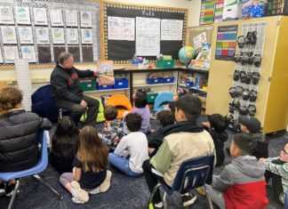 SPUSD | South Pasadena Elementary Schools Celebrate Read Across America Priya Trachtenberg | SPUSD Snapshot | Superintendent Geoff Yantz reads to third grade students at Monterey Hills Elementary School