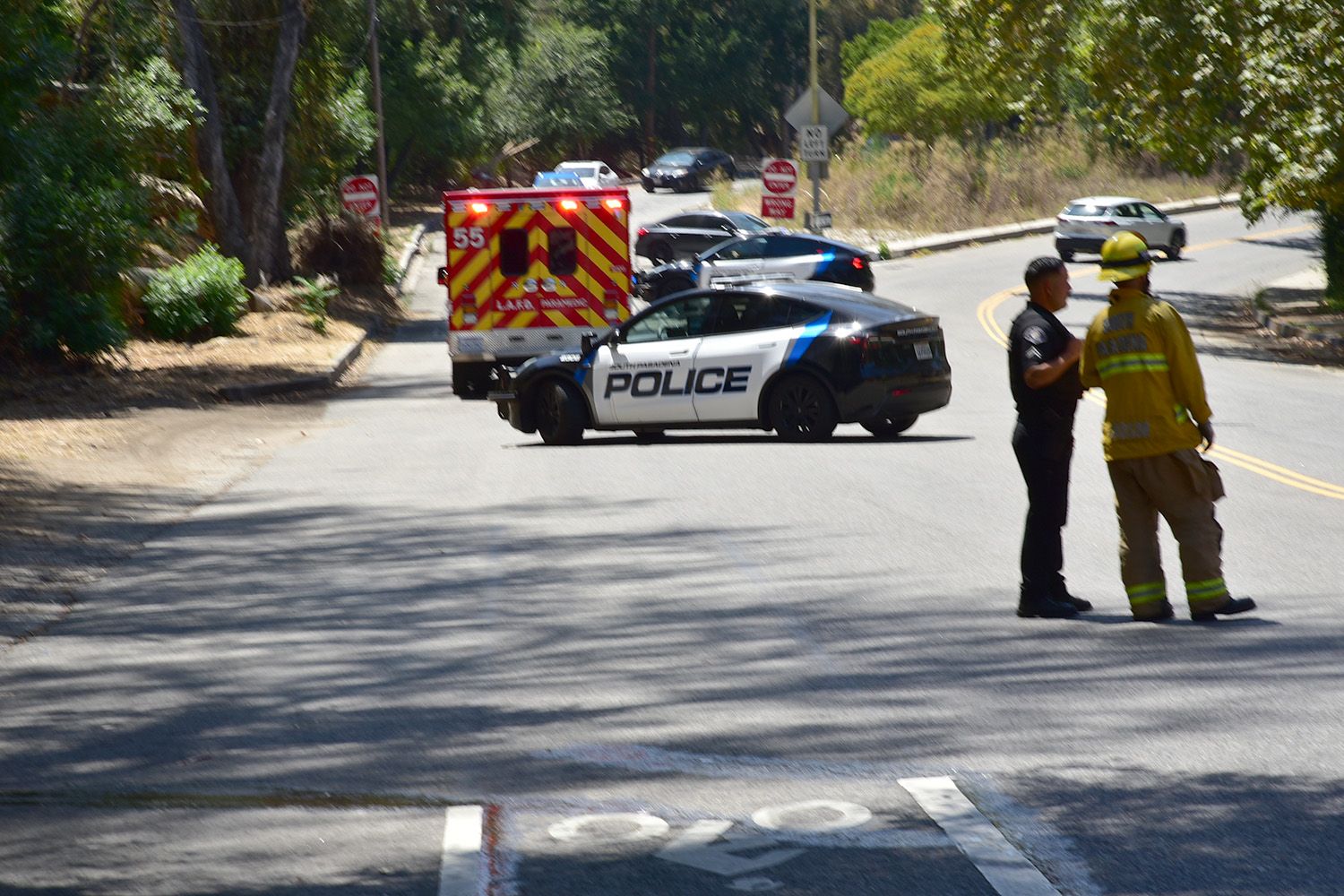 | The South Pasadenan | South Pasadena News PHOTO: Steven Lawrence | The South Pasadenan News | Structure Fire at Arroyo Park on Marmion Way 1:30pm Sunday. South Pasadena Fire, Los Angeles Fire Departments on scene.
