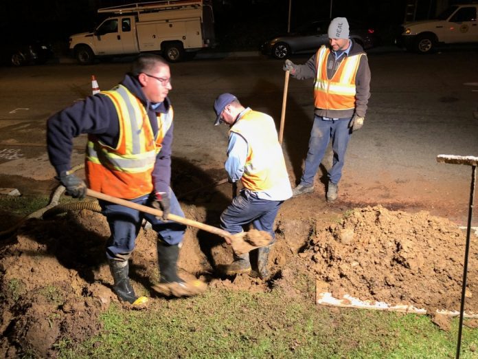 South-Pasadenan-News-12-27-2017-Multiple-Water-Mains-Burst (6)