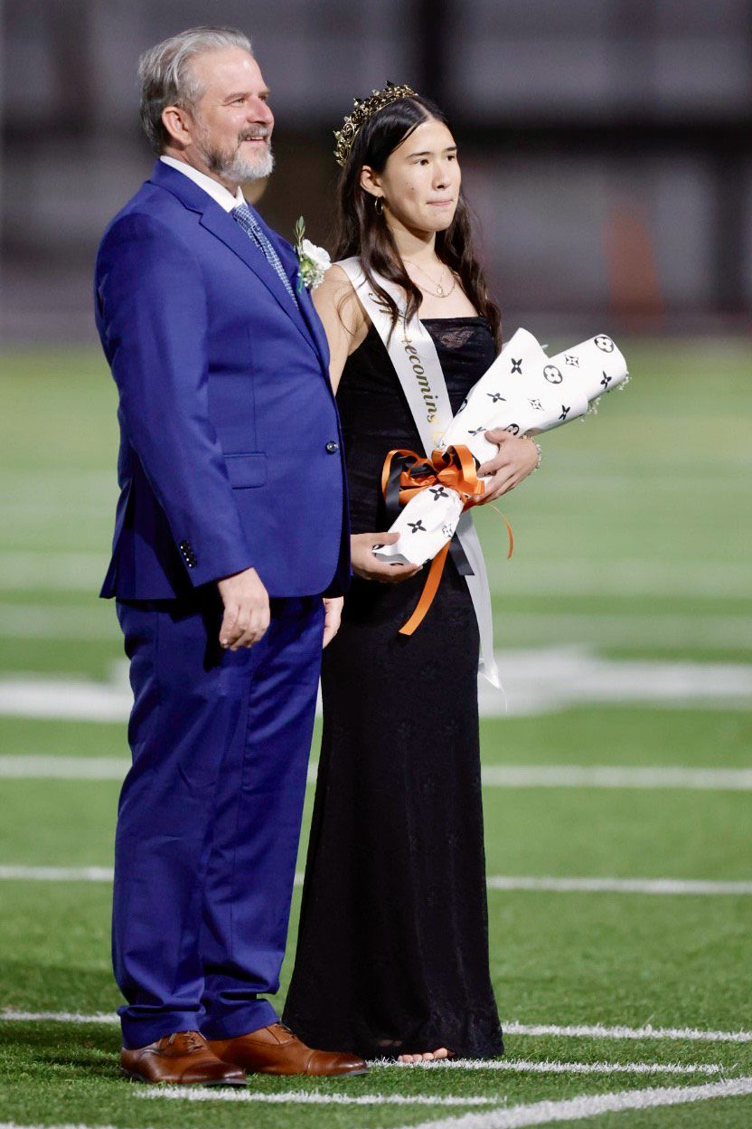 PHOTO: Dan Rider | South Pasadenan News | Kelsey West at SPHS Homecoming 2024.