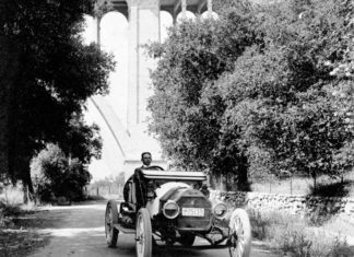 Throwback Thursday | At the Crossroads of Heaven and Hell