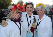 Rose Parade 2019 | South Pasadenans on Pooper Scooper Patrol