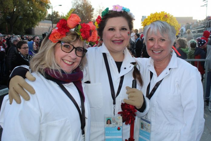 south-pasadena-news-01-04-2019-tournament-of-roses-2019-south-pasadenans-on-scooper-patrol-01