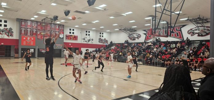 PHOTO: CB Richards | The South Pasadenan | 2024 South Pasadena High School boys varsity basketball in CIF action.