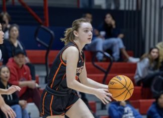 PHOTO: Amanda Delgado | South Pasadenan | Following a 48-31 win over Flintridge Prep last Saturday night, South Pasadena High now moves on to the quarterfinals in the CIF-Southern Section Division 2AA basketball playoffs to face Mark Keppel on Wednesday.