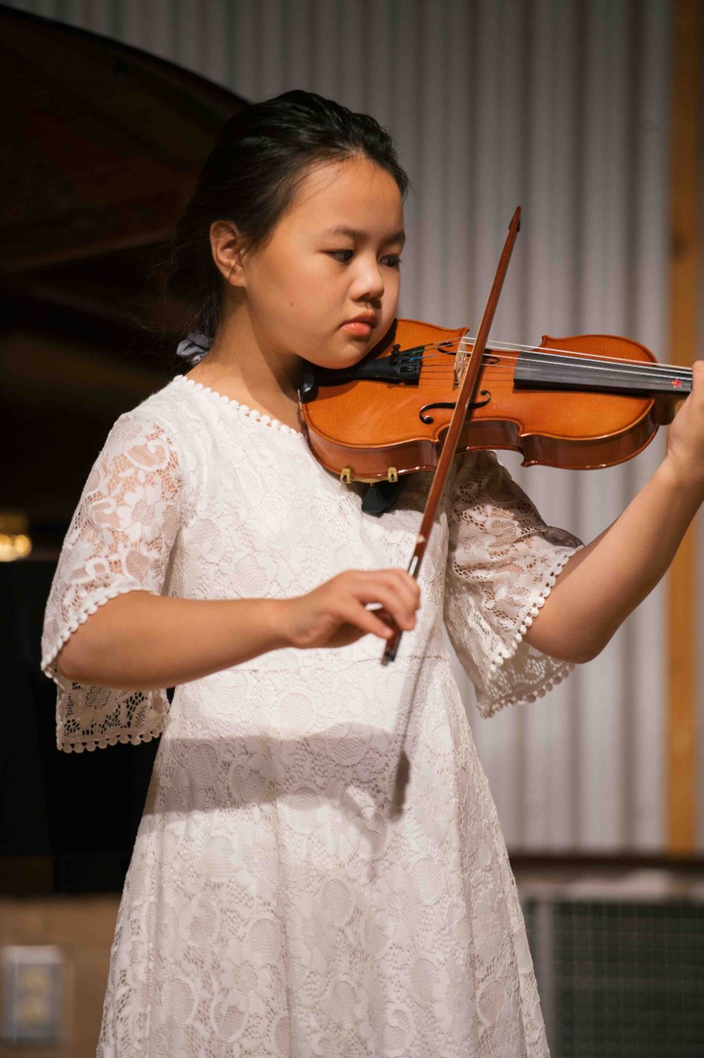 PHOTO: Saalika Khan | The South Pasadenan | SPAMA student Sophia Kim plays at Boston Court Pasadena.