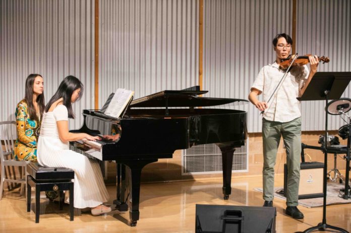 PHOTO: Saalika Khan | The South Pasadenan | SPAMA students Lindsay Zhu and Marcus Neely play at Boston Court Pasadena.