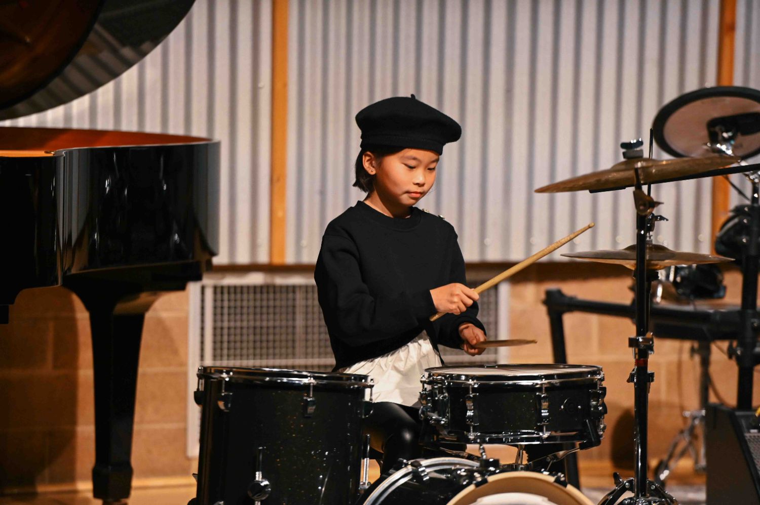 PHOTO: Saalika Khan | The South Pasadenan | SPAMA student Yina Heo plays at Boston Court Pasadena.