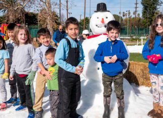 Snow Day in South Pasadena | Families Enjoy Frosty Fun at Garfield Park