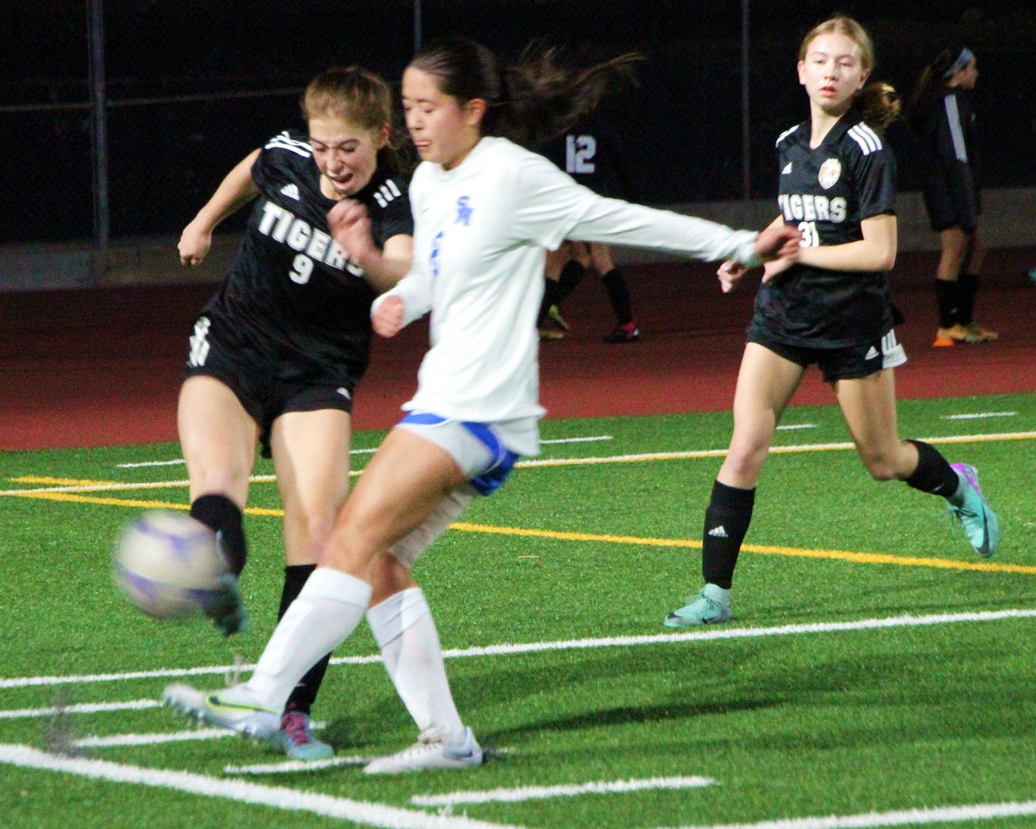 PHOTO: Henk Friezer | The South Pasadenan | Tigers vs. Titans January 2024