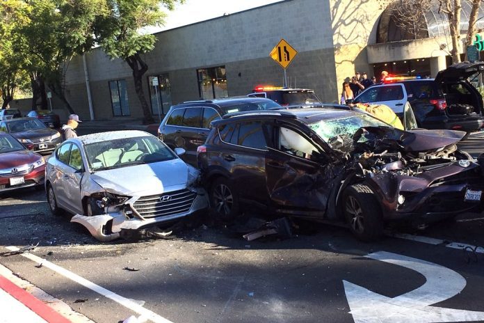 south-pasadena-news-01-24-2019-breaking-news-major-traffic-accident-at-110-freeway-fair-oaks-offramp-01