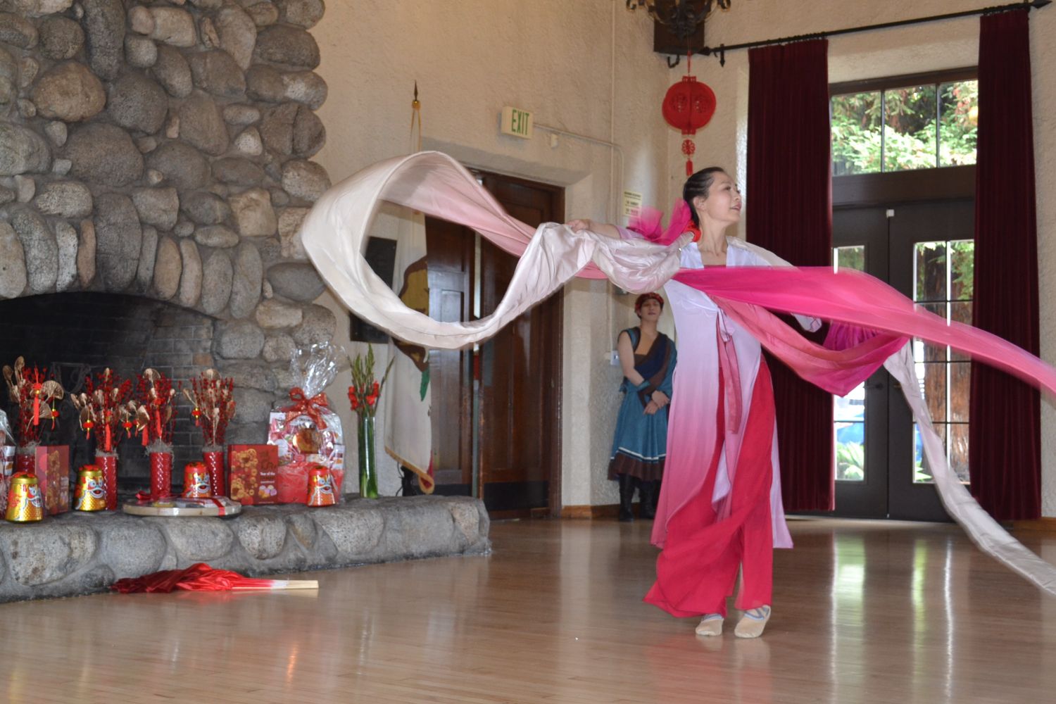 PHOTO: Alisa Hayashida | The South Pasadenan | The Lunar New Year luncheon for seniors held at the War Memorial Building in South Pasadena.