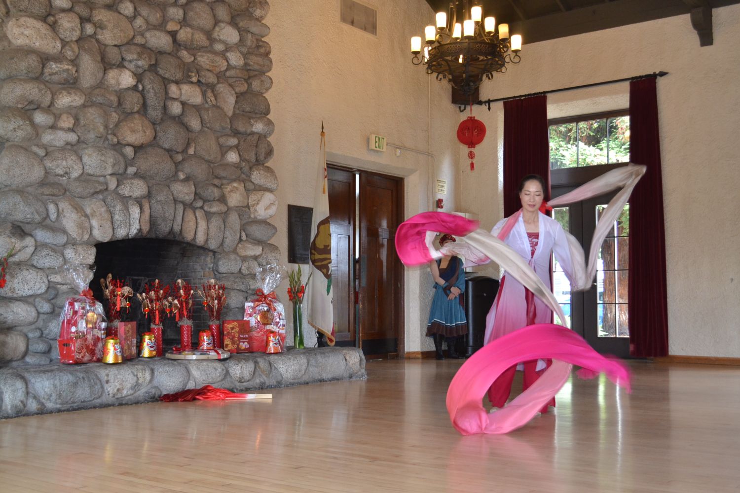 PHOTO: Alisa Hayashida | The South Pasadenan | The Lunar New Year luncheon for seniors held at the War Memorial Building in South Pasadena.