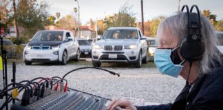 Drive-in Concert a Success | South Pasadenans Relish a Live Show on Valentine's Day