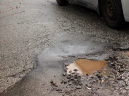PHOTO: Henk Friezer | The South Pasadenan | A pothole on Monterey and Marengo in South Pasadena.
