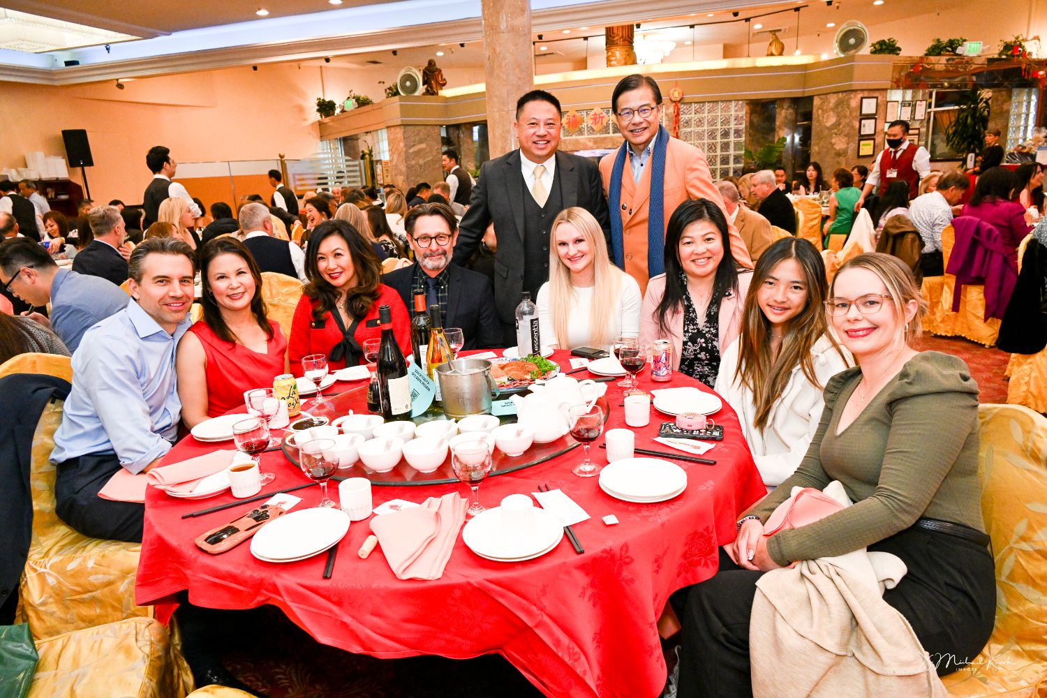 | The South Pasadenan | South Pasadena News PHOTO: J. Michael Kwok | The South Pasadenan | Some of the guests attending the SPCC annual fundraising gala.