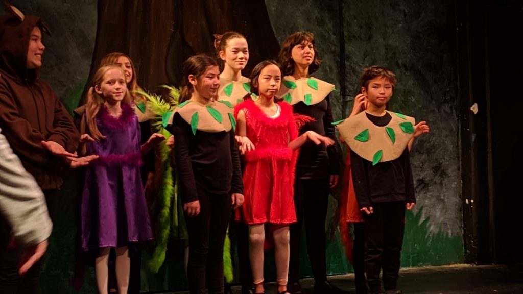 south-pasadena-news-03-06-19-its-a-big-bright-beautiful-shrek-04 | The South Pasadenan | South Pasadena News