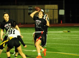 PowerPuff Football | Seniors Dominate 60-0