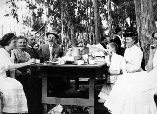 Throwback Thursday | Picnics in the Arroyo