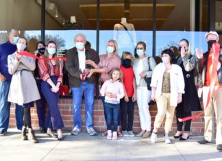 New Maternity Shop, Amma Boutique Welcomed with Ribbon Cutting in South Pasadena
