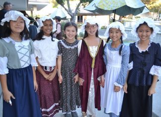 Colonial Ball Held at Monterey Hills