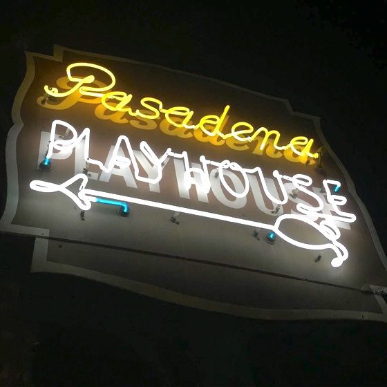 south-pasadena-news-04-01-2020-friends-of-the-playhouse-neon-sign