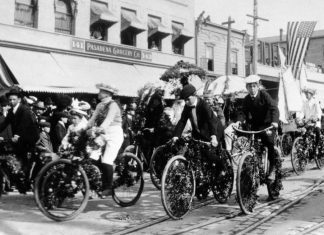 Throwback Thursday | Bicycle Crazy Pasadena 120 Years Ago