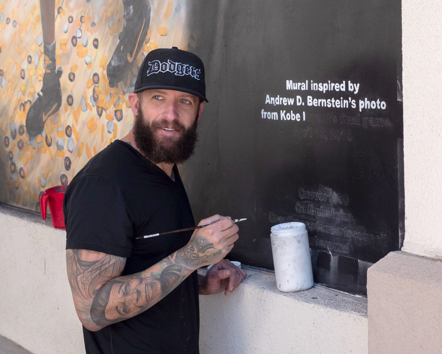 | The South Pasadenan | South Pasadena News Kobe Bryant Mural South Pasadena. Artist Jonas Never working.