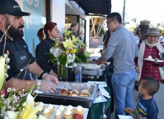 Wildfire Relief Fundraising | Bristol Farms Launches Campaigns for Wildfire Victims and Local Charities FILE PHOTO: Alisa Hayashida | SouthPasadenan.com News | Bristol Farms served sliders and cupcakes