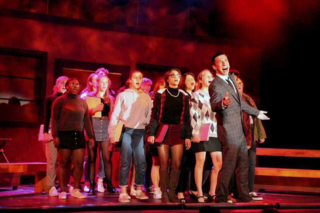 south-pasadena-news-04-30-19-review-sphs-drama-delivers-big-hearted-legally-blonde (16) | The South Pasadenan | South Pasadena News