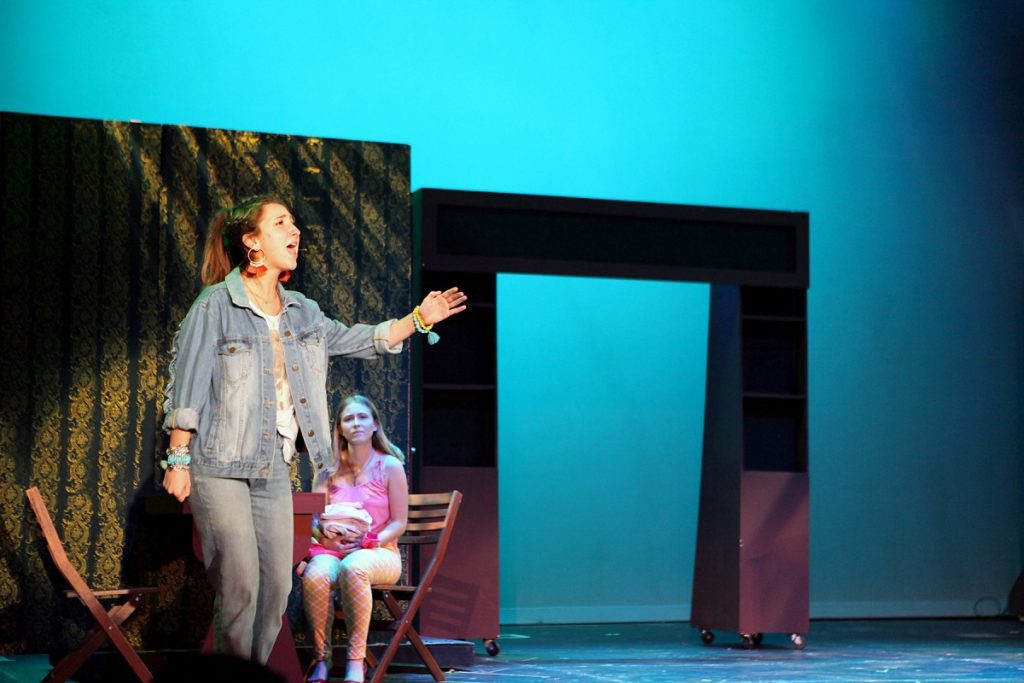 south-pasadena-news-04-30-19-review-sphs-drama-delivers-big-hearted-legally-blonde (20) | The South Pasadenan | South Pasadena News