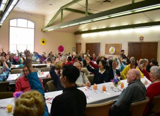 Mother’s Day Luncheon | South Pasadena Senior Center Hosts Celebration