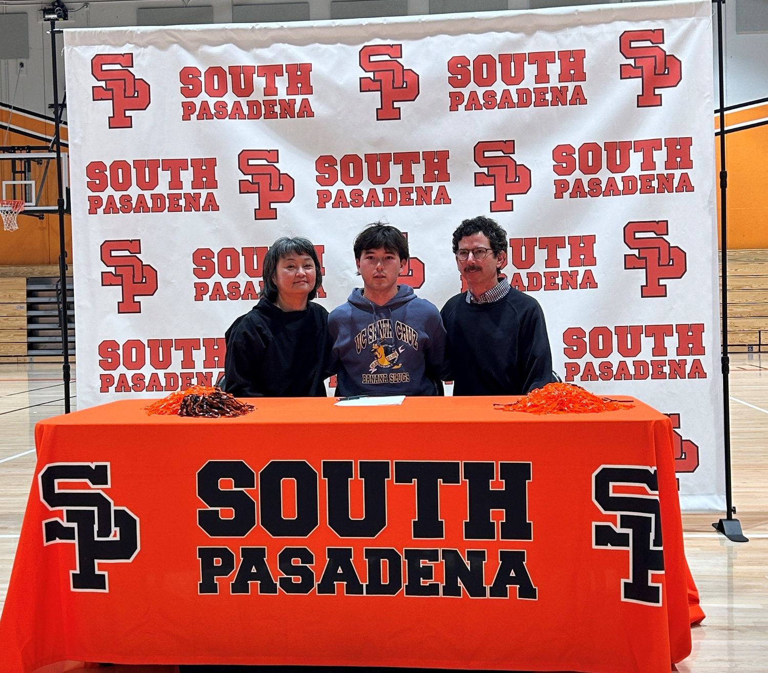 PHOTO: Anthony Chan | The South Pasadenan | Myka Enomoto McLain signs on to play boys soccer at UC Santa Cruz.