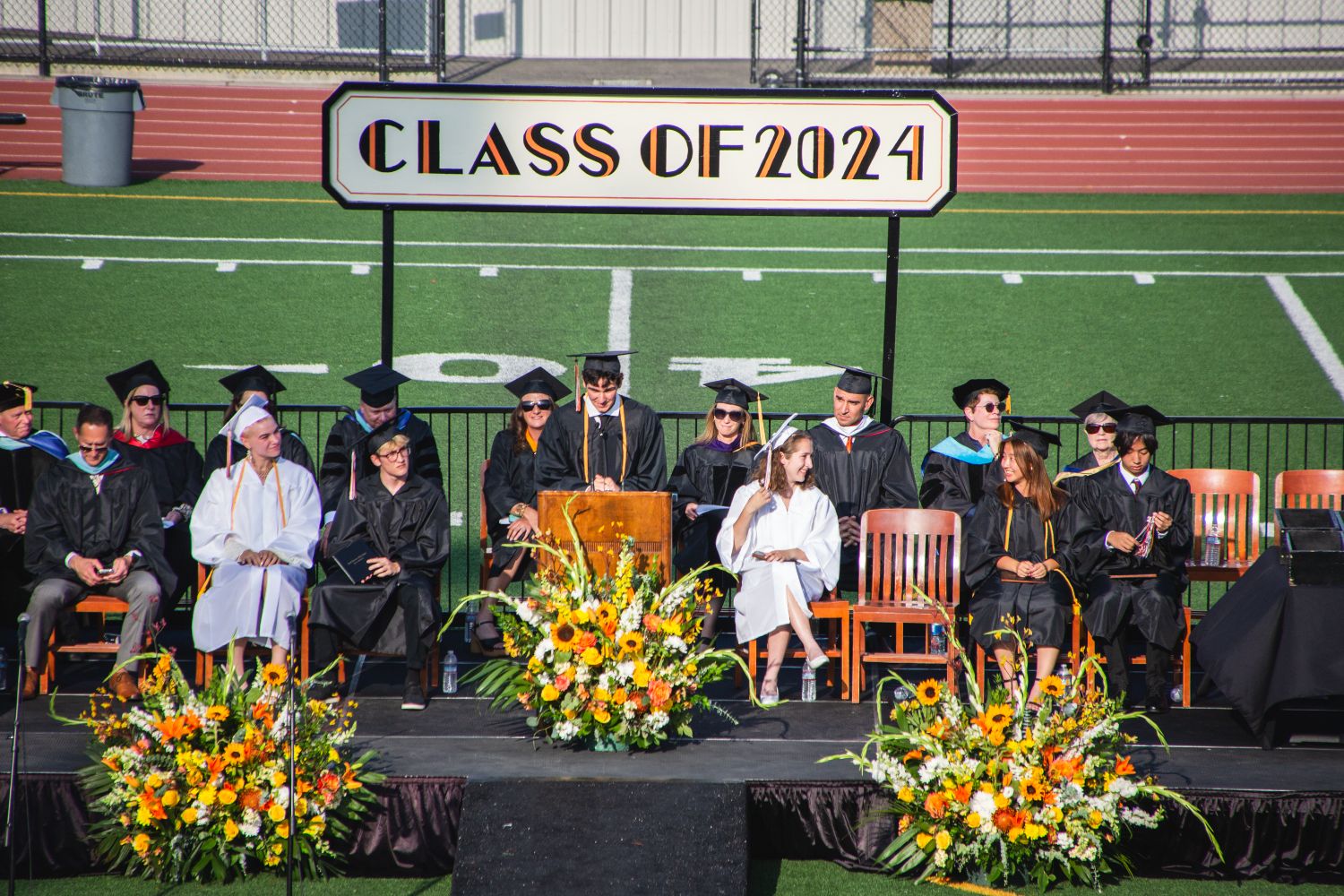 south-pasadena-news-06-17-2024-sphs-grad-shari-correll-14 | The South Pasadenan | South Pasadena News PHOTO: Shari Correll | The South Pasadenan | addresses the Class of 2024 graduates at Ray Solari stadium at South Pasadena High School.