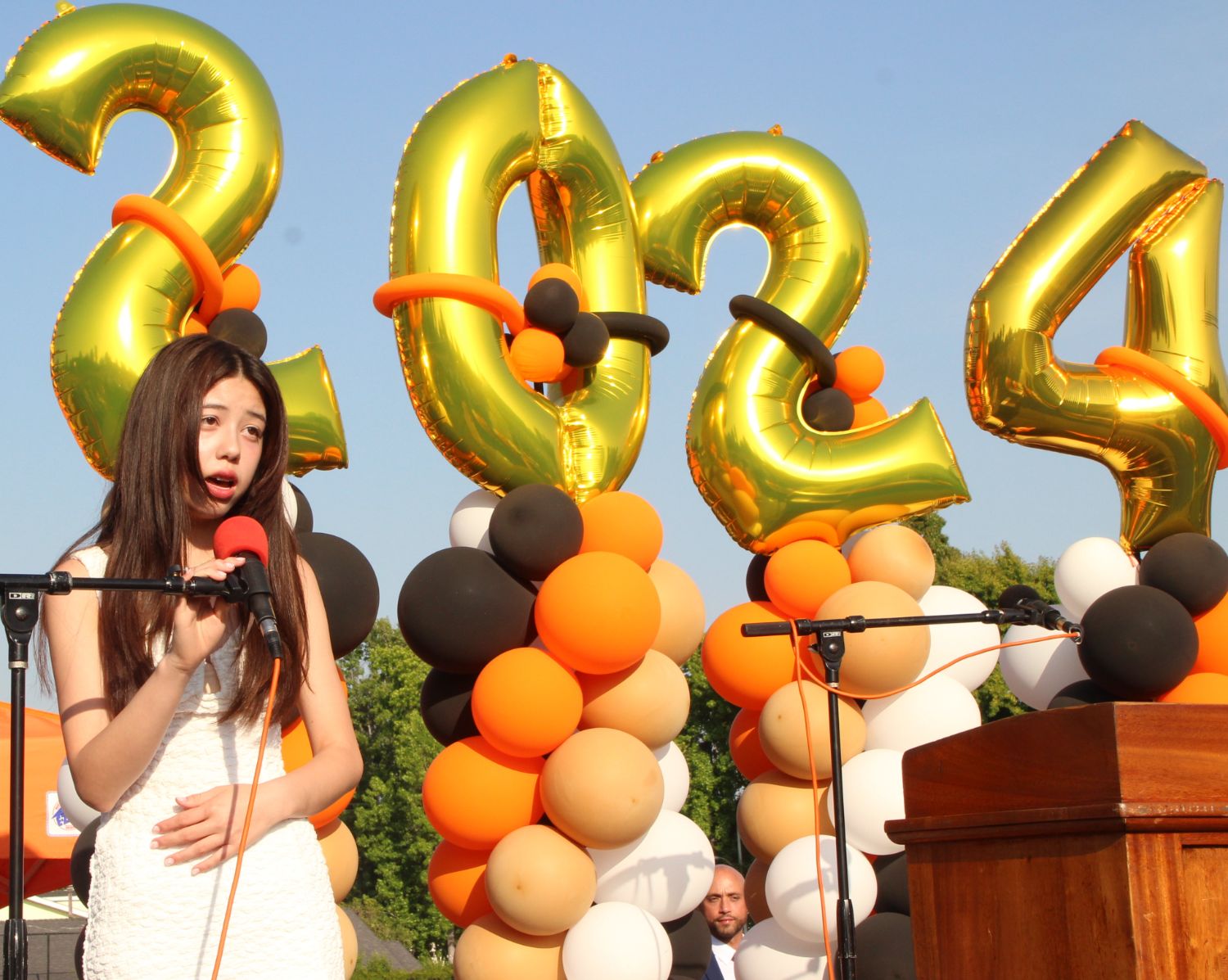 PHOTO: Henk Friezer | The South Pasadenan | South Pasadena Middle School promotion 2024