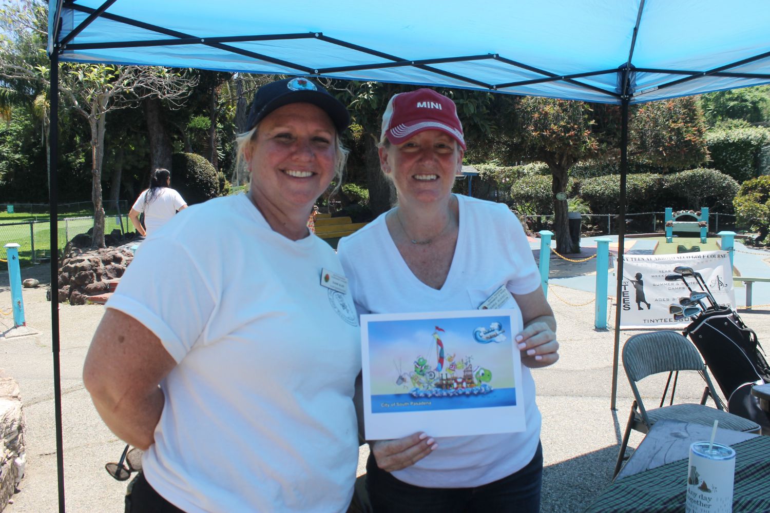 | The South Pasadenan | South Pasadena News PHOTO: Sally Kilby | The South Pasadenan | Diane Fillingham (left) and Carrie Russell were among volunteers who helped organize the annual golf tournament.