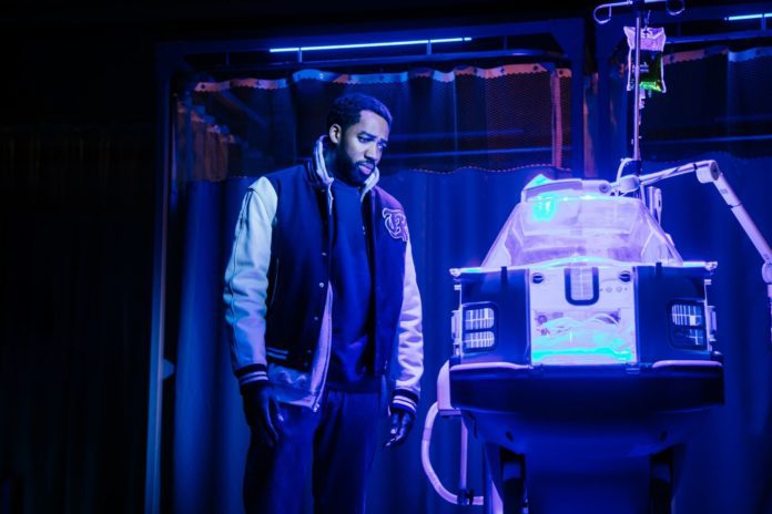PHOTO: Jeff Lorch | The South Pasadenan | Maurice Williams in Tiny Father at Geffen Playhouse
