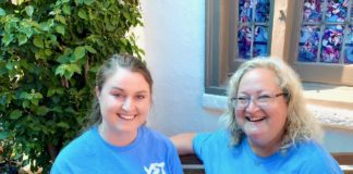 PHOTO: Alisa Hayashida | The South Pasadenan | Young Stars Theatre Artistic Directors, Miranda Miller and Gloria Bennett in the courtyard of Fremont Centre Theatre in South Pasadena.