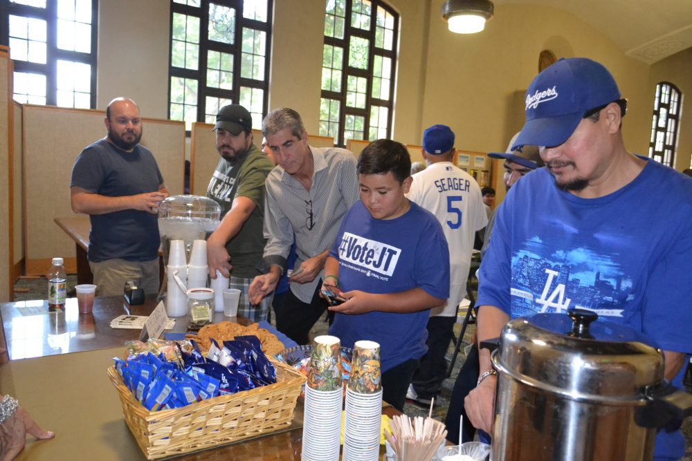 south-pasadena-news-08-17-17-extraordinary-night-with-dodgers-photographer-jon-soohoo-09 | The South Pasadenan | South Pasadena News