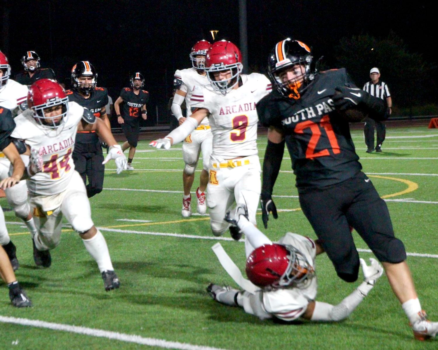 | The South Pasadenan | South Pasadena News PHOTO: Henk Friezer | South Pasadena High picked up its first victory of season, beating visiting Arcadia 21-6 on Friday night. The Tigers host Crescenta Valley on Friday, September 6, at 7 p.m.