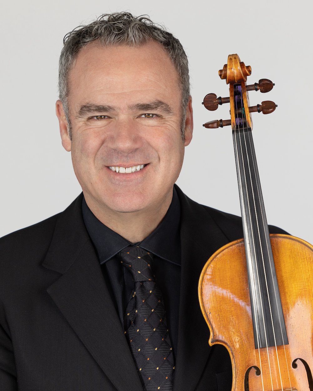 | The South Pasadenan | South Pasadena News PHOTO: provided by Friends of South Pasadena Library | The South Pasadenan | Violinist Roger Wilkie
