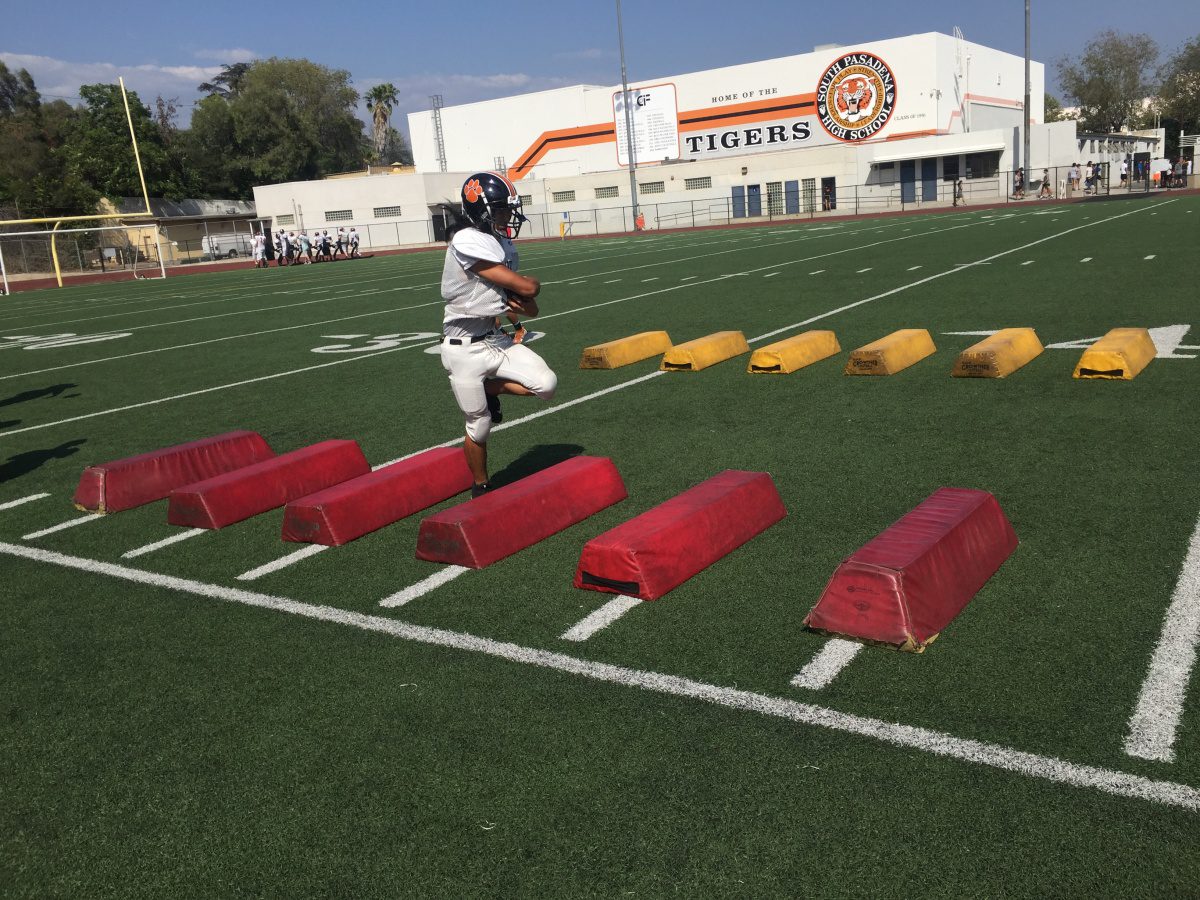 south-pasadena-news-09-06-2018-football (3) | The South Pasadenan | South Pasadena News