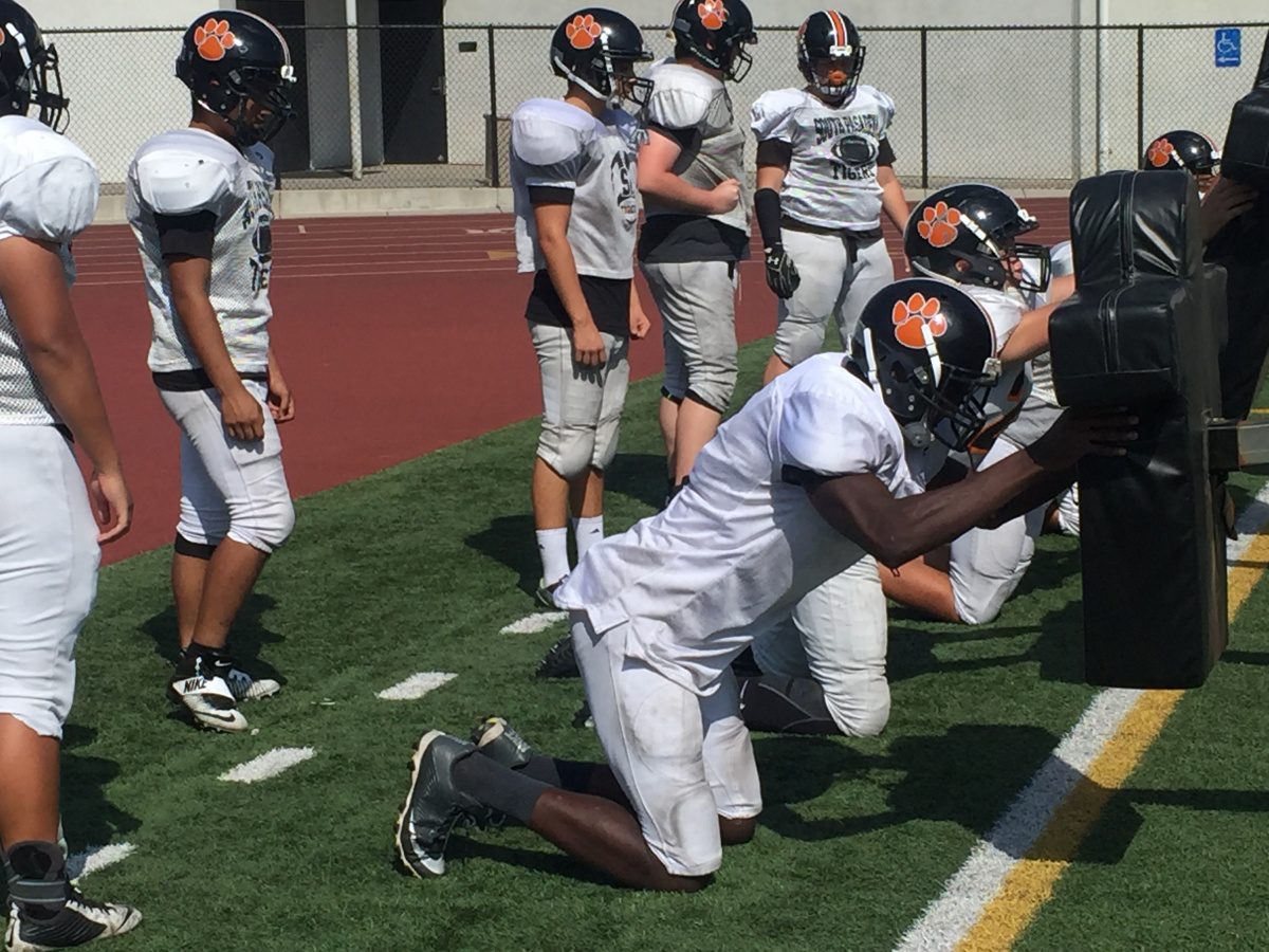 south-pasadena-news-09-06-2018-football (4) | The South Pasadenan | South Pasadena News