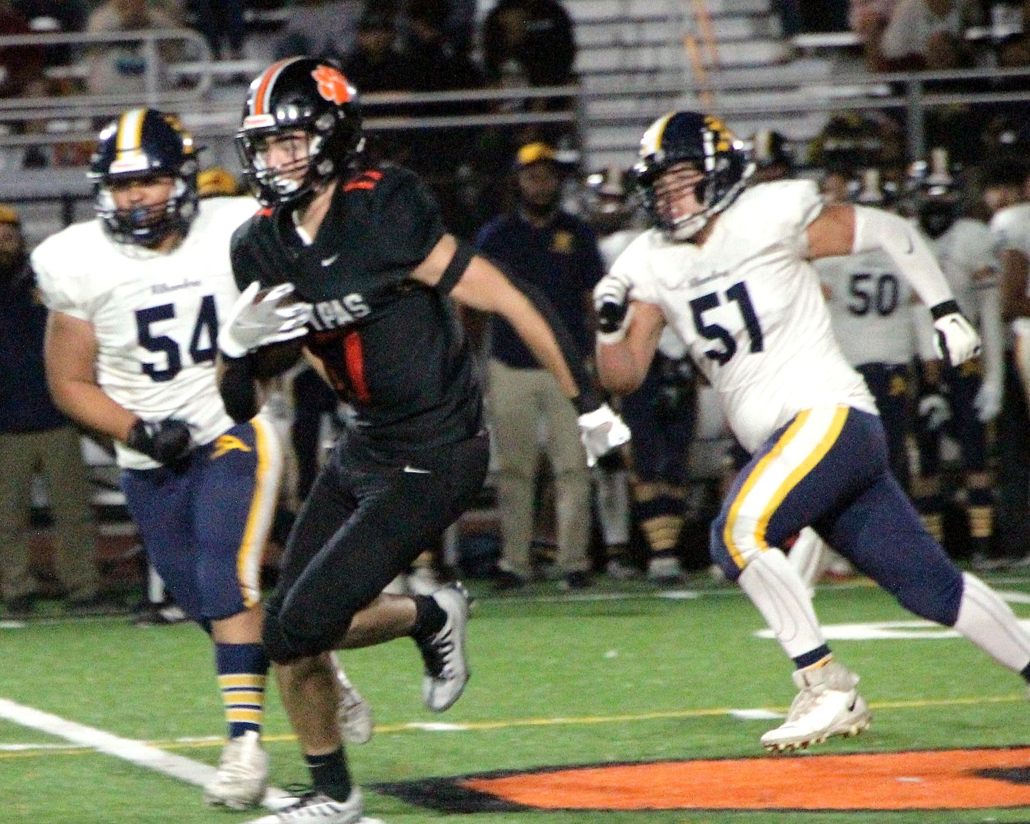 PHOTO: Henk Friezer | The South Pasadenan | SPHS vs Alhambra, September 16, 2023.