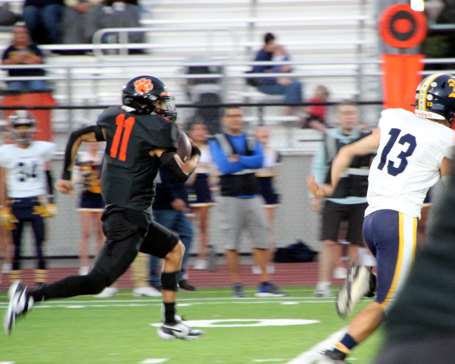 PHOTO: Henk Friezer | The South Pasadenan | SPHS vs Alhambra, September 16, 2023.