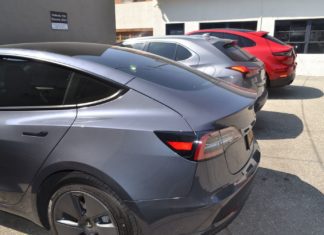 PHOTO: Alisa Hayashida | The South Pasadenan | Cars parked in the Calibrate lot awaiting auto detailing.
